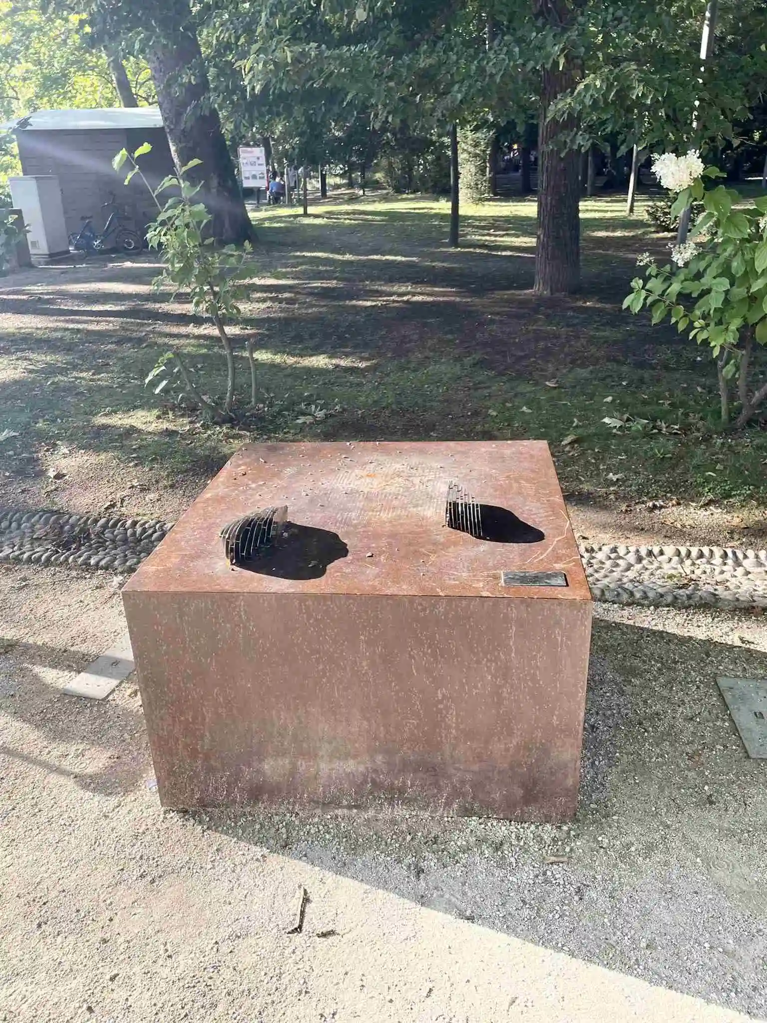 瑞士卢加诺中本聪雕像被盗 8月3日事件详情披露